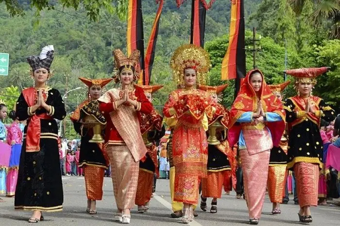Cultural Tapestry, Embracing Diversity in Daily Life